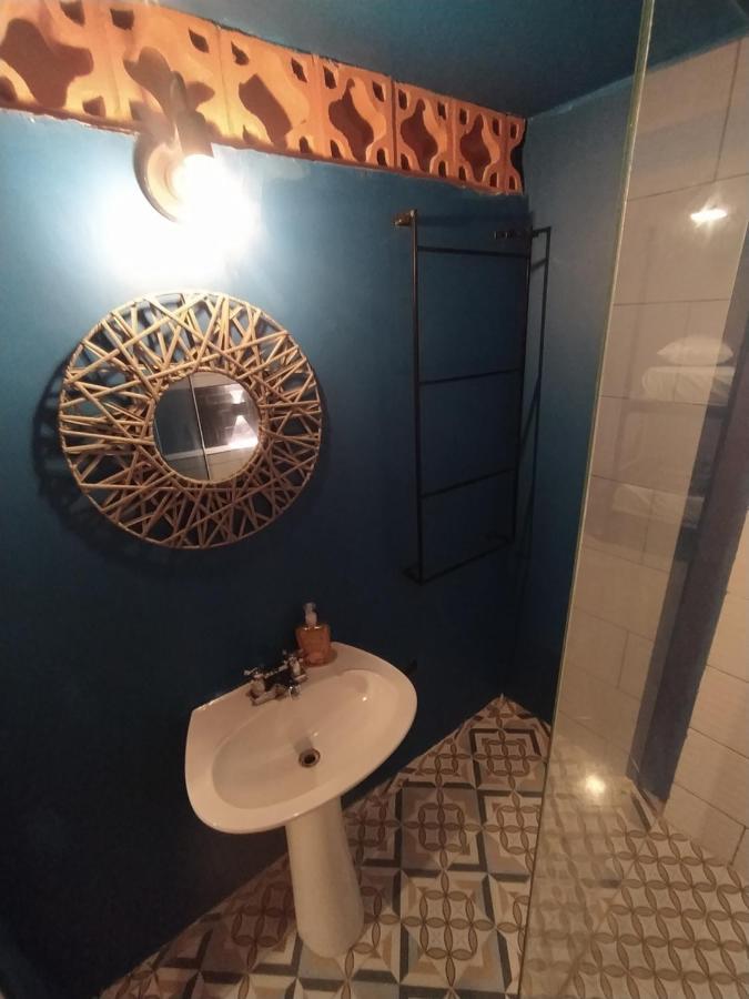 Casa Primavera Hostal 메딜린 외부 사진