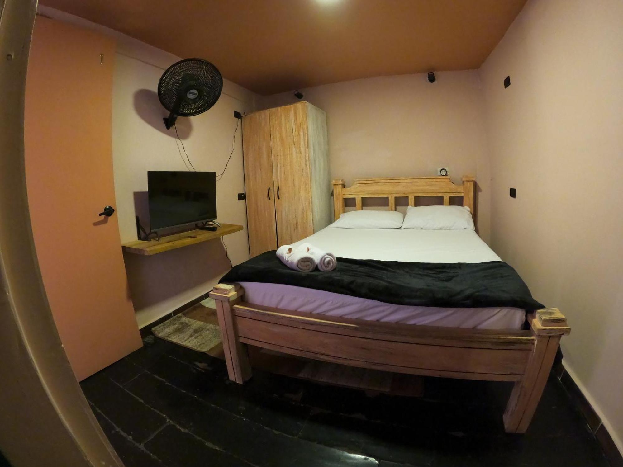 Casa Primavera Hostal 메딜린 외부 사진